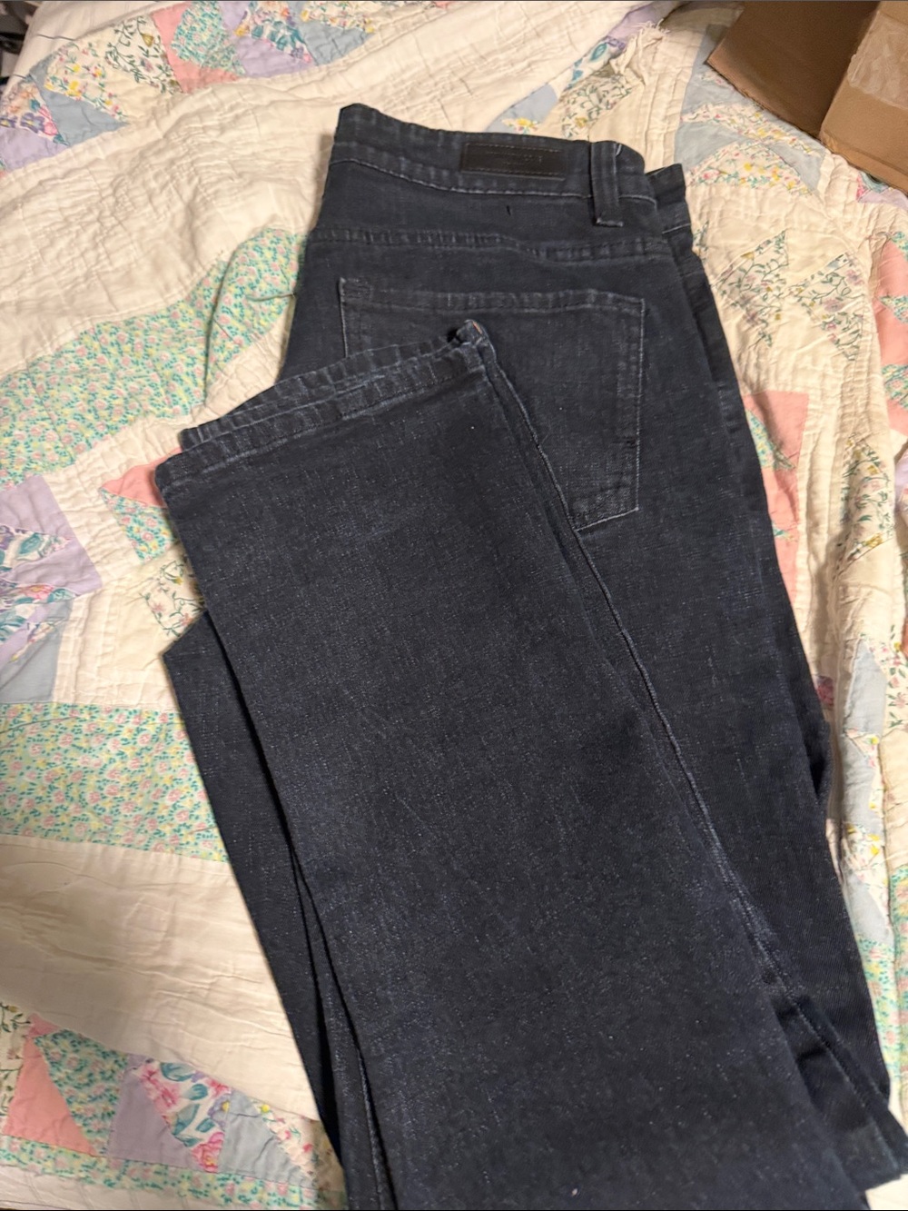 Kenneth Cole Skinny Jeans in Washed Black